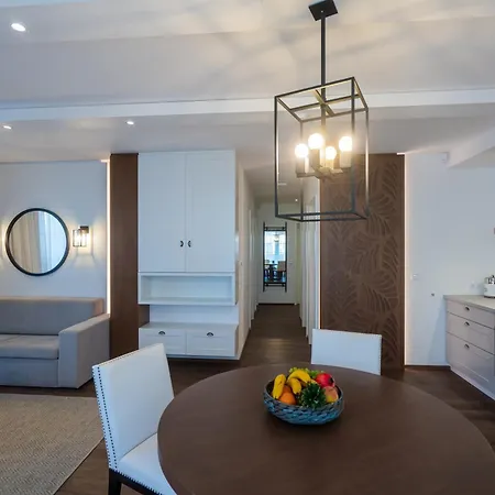 Balaroyal Apartment